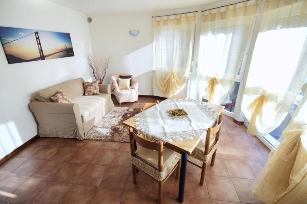 Residence Vivere Astra Trieste Eksteriør bilde